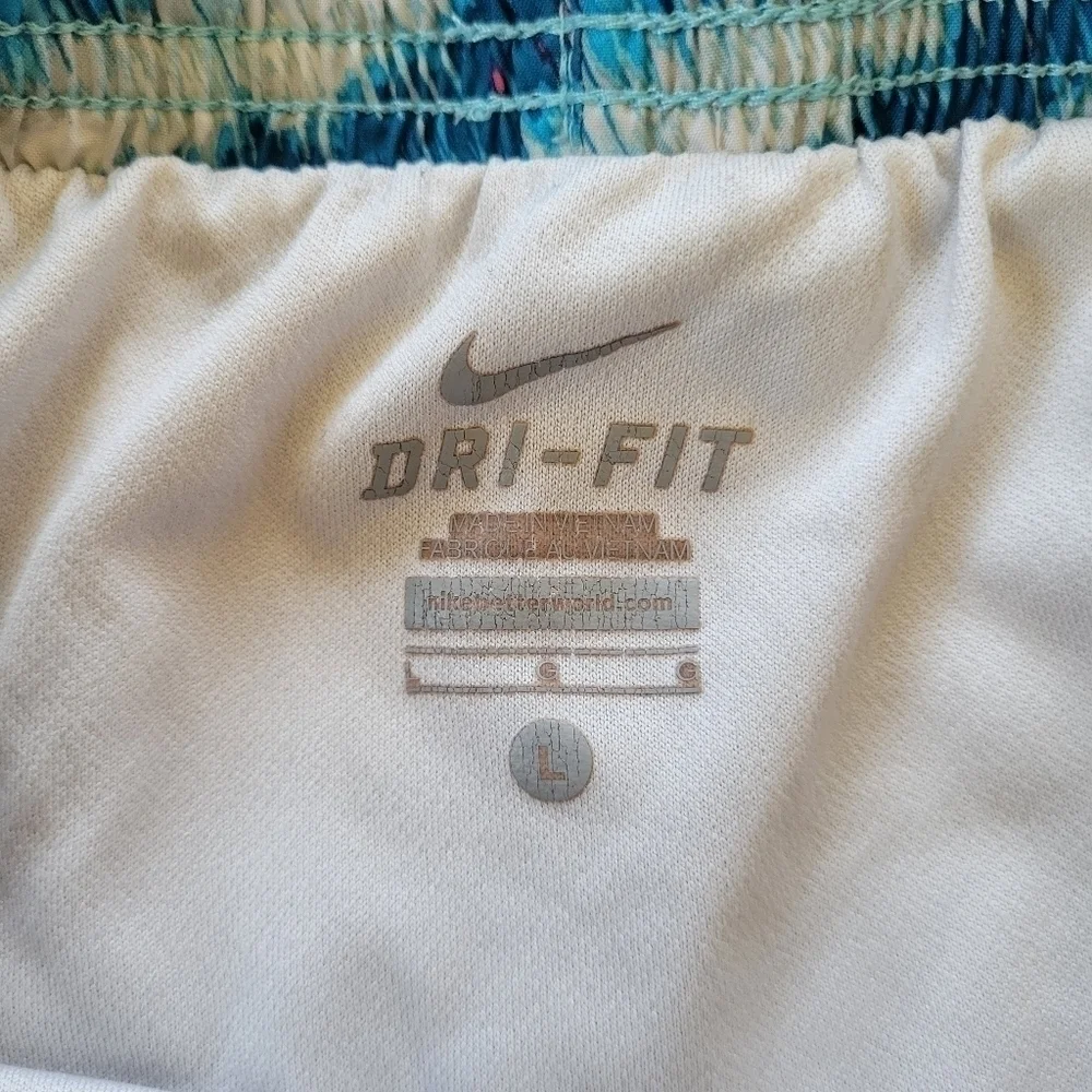 Nike Dri-Fit radio tie dye running shorts with liner Youth L
